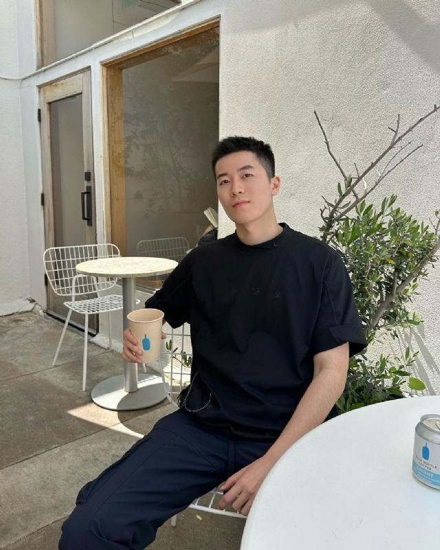 VV的第二张照片--大连相亲服务中心