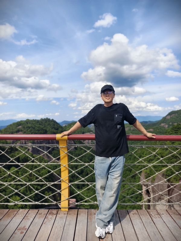 我心飞翔cjb的第三张照片--大连相亲服务中心