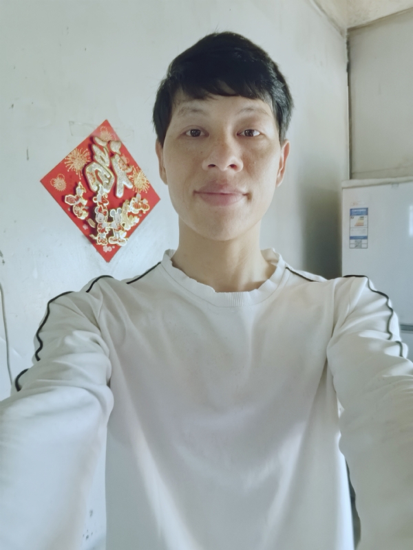 夏风微凉的第一张照片--大连相亲服务中心