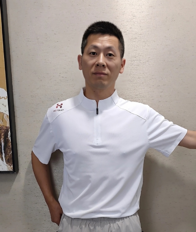 红旗下长大的第一张照片--大连相亲服务中心