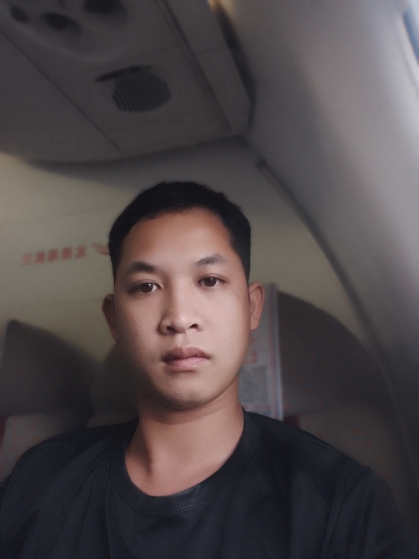 梦里的人的第二张照片--大连相亲服务中心