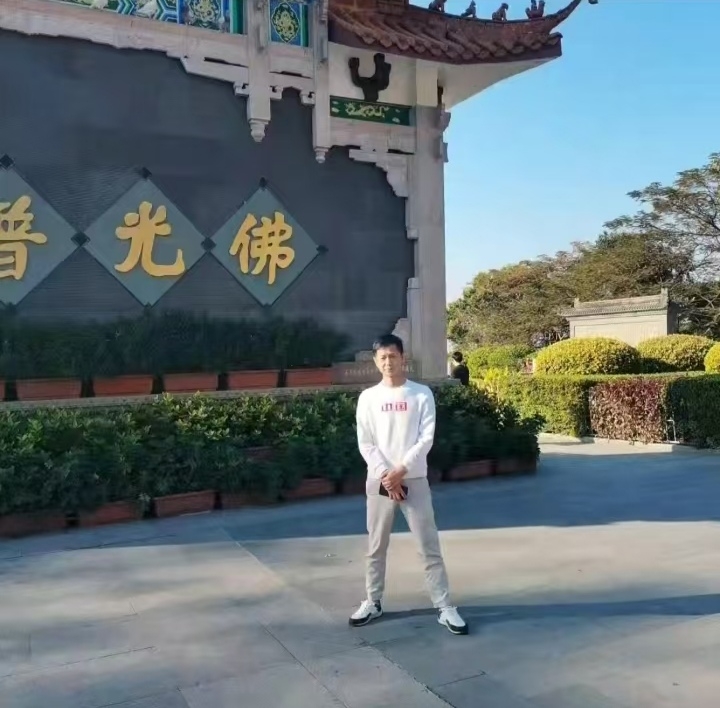 星艺的第一张照片--大连相亲服务中心