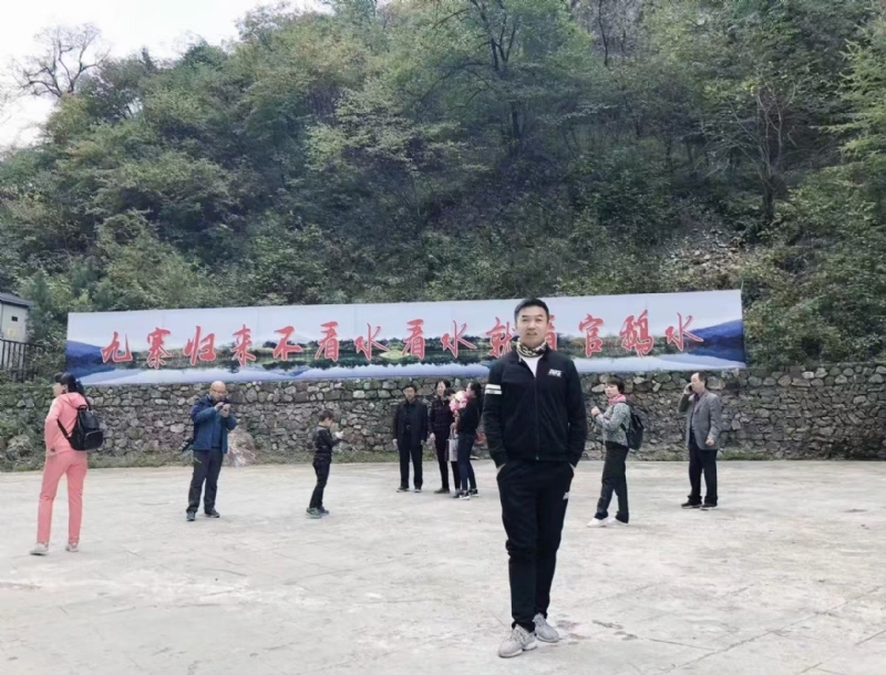 牵手的第一张照片--大连相亲服务中心