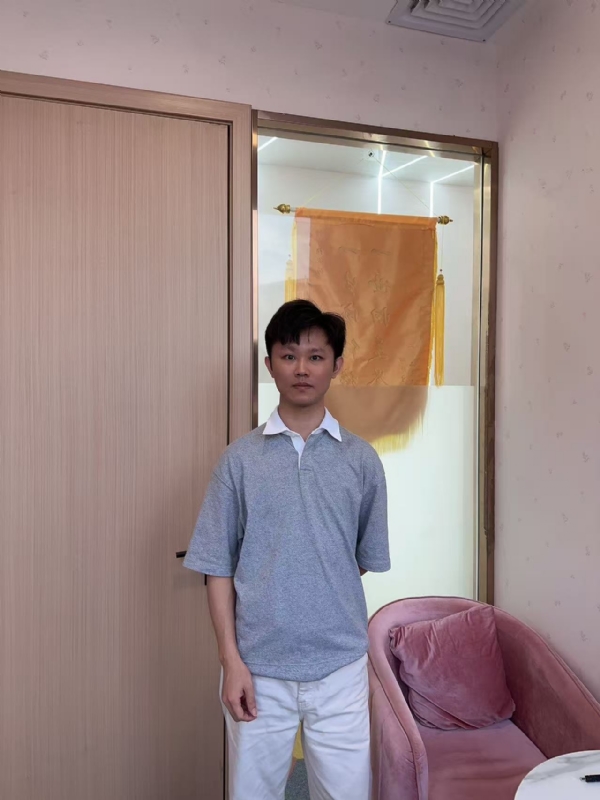 小叶子的第一张照片--大连相亲服务中心