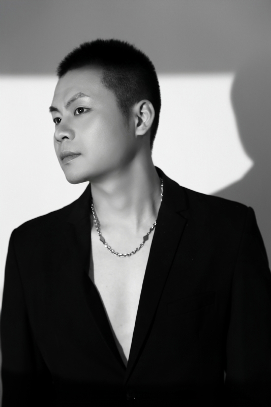 胡杰的第二张照片--大连相亲服务中心