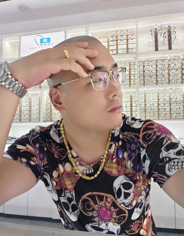 一生诺言的第一张照片--大连相亲服务中心