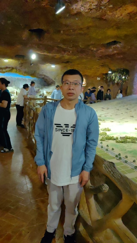 时光的第一张照片--大连相亲服务中心