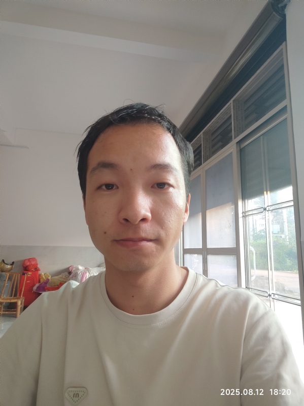 杨培鑫的第一张照片--大连相亲服务中心