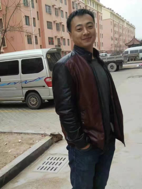 云淡风轻的第一张照片--大连相亲服务中心