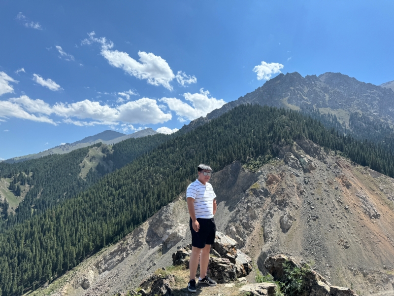 从众的第一张照片--大连相亲服务中心