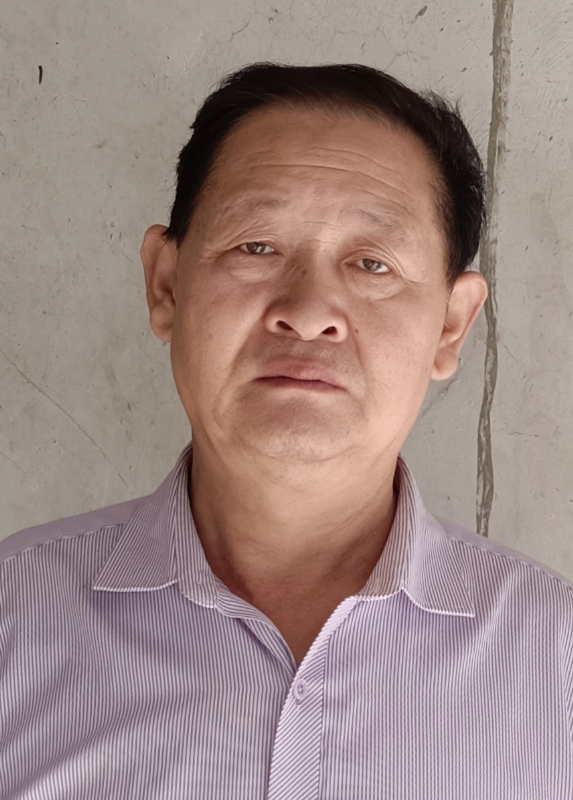 奋斗的第三张照片--大连相亲服务中心