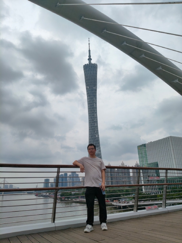 幻胧的第一张照片--大连相亲服务中心