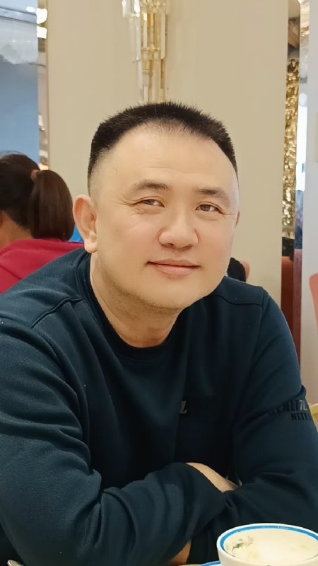 谁可相依的第一张照片--大连相亲服务中心