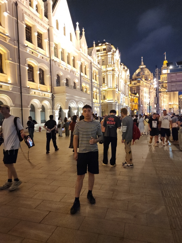 一朵小花的第一张照片--大连相亲服务中心