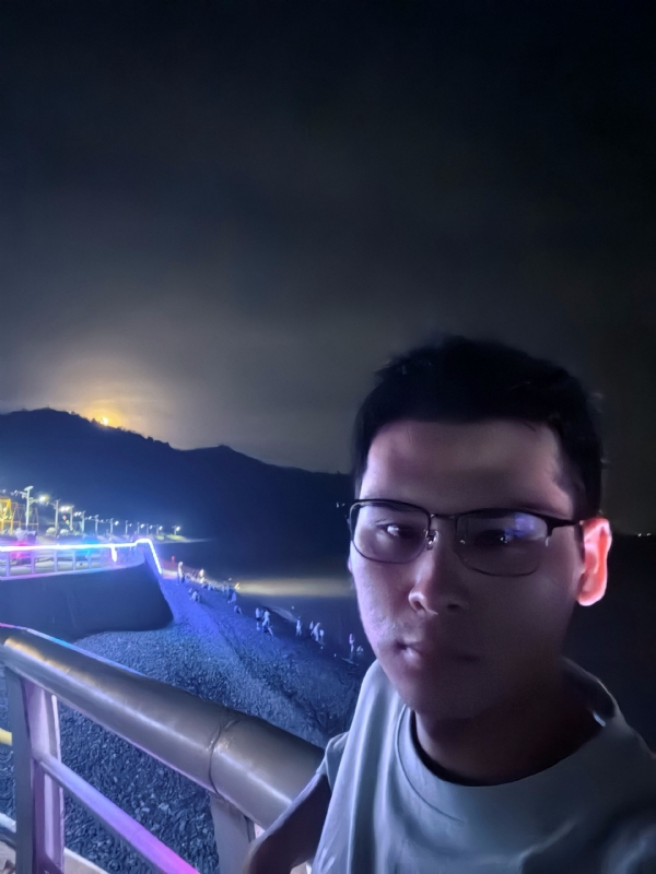 曾菜的第一张照片--大连相亲服务中心