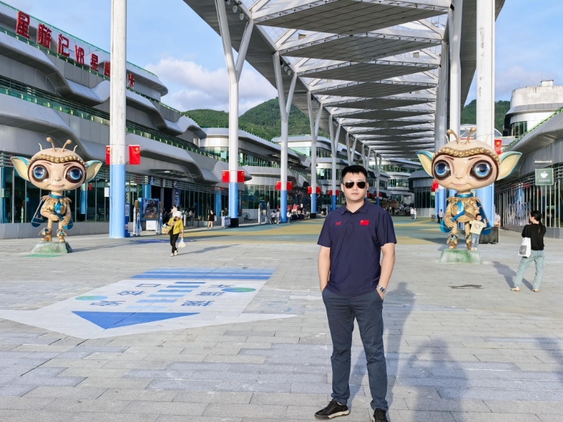 Mr王的第一张照片--大连相亲服务中心