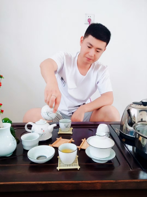 日月的第二张照片--大连相亲服务中心