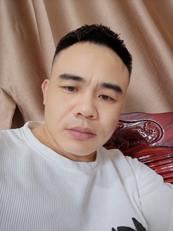 下一站的我的第一张照片--大连相亲服务中心