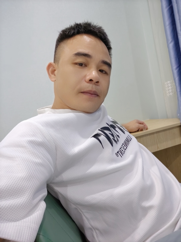 下一站的我的第二张照片--大连相亲服务中心