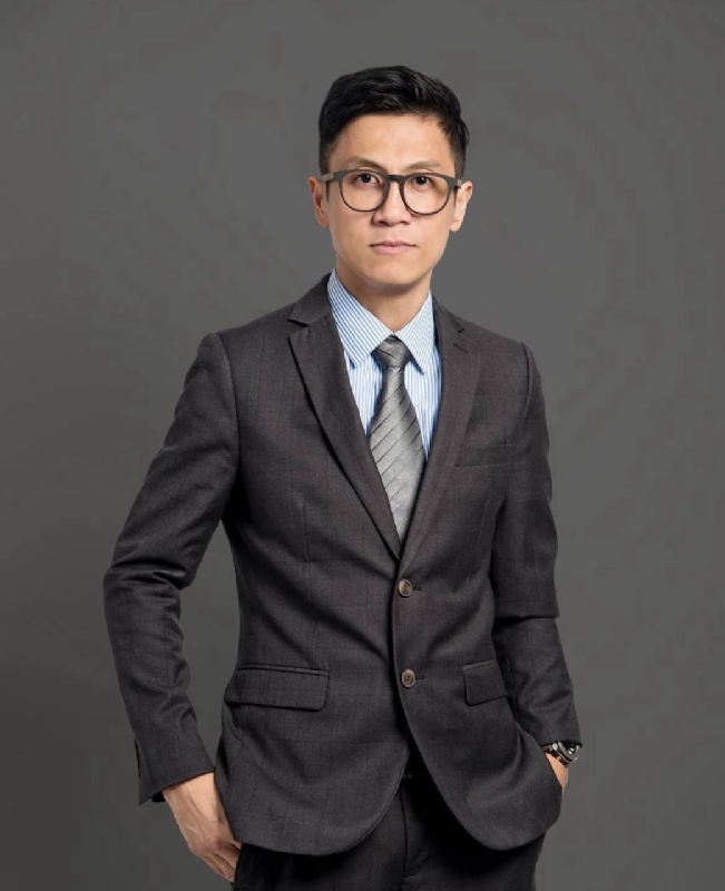 千帆过尽的第一张照片--大连相亲服务中心