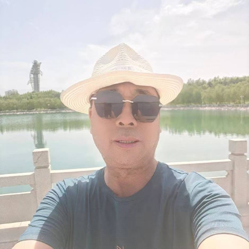 有钱人的第二张照片--大连相亲服务中心