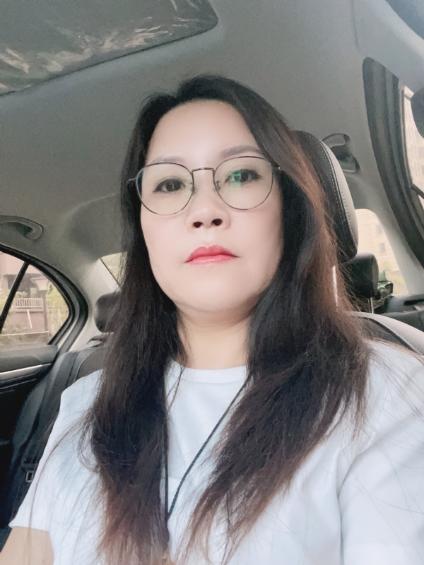 牡丹的第一张照片--大连相亲服务中心