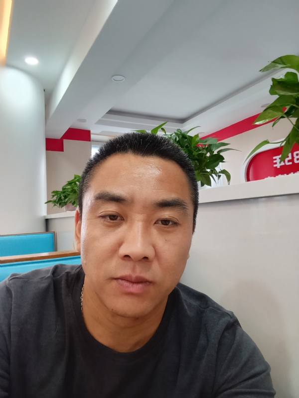 太阳的第三张照片--大连相亲服务中心