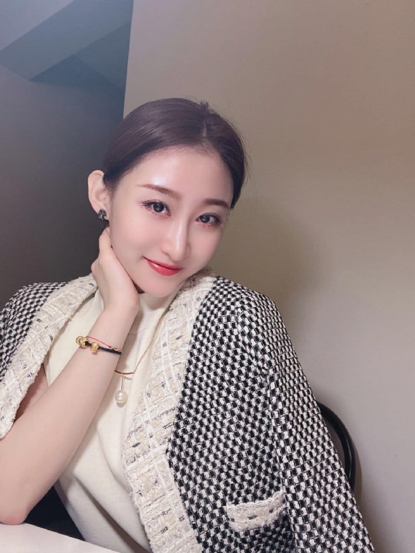袁梓怡的第二张照片--大连相亲服务中心