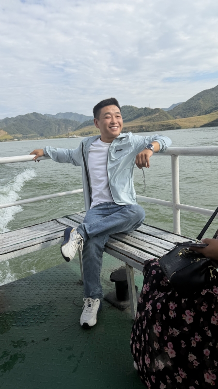 烟花易笑的第二张照片--大连相亲服务中心