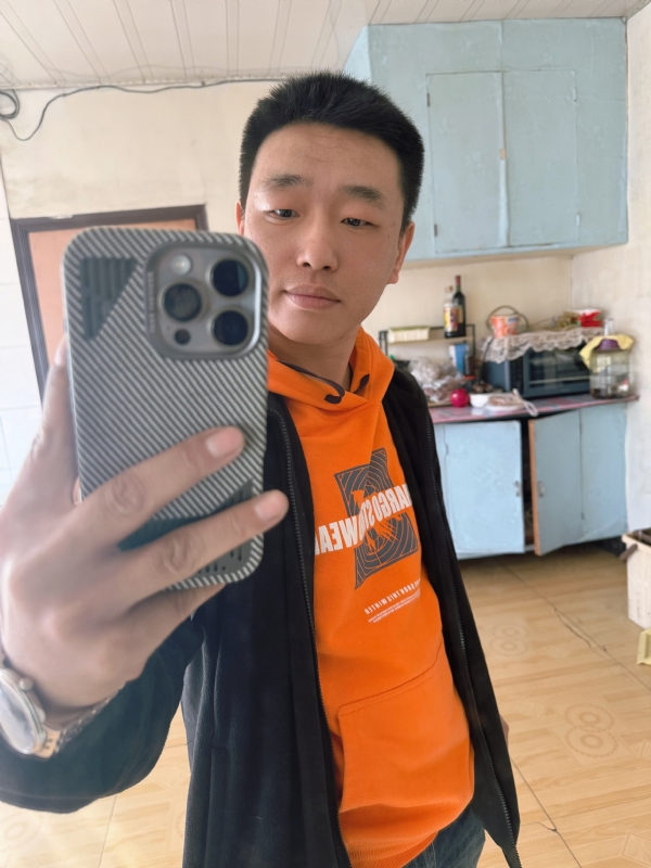 烟花易笑的第五张照片--大连相亲服务中心