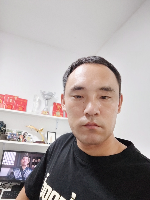 91年的第三张照片--大连相亲服务中心