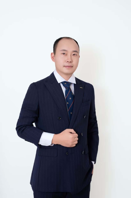 前程似锦的第一张照片--大连相亲服务中心