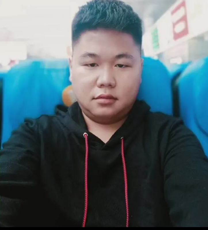 黄斌的第一张照片--大连相亲服务中心