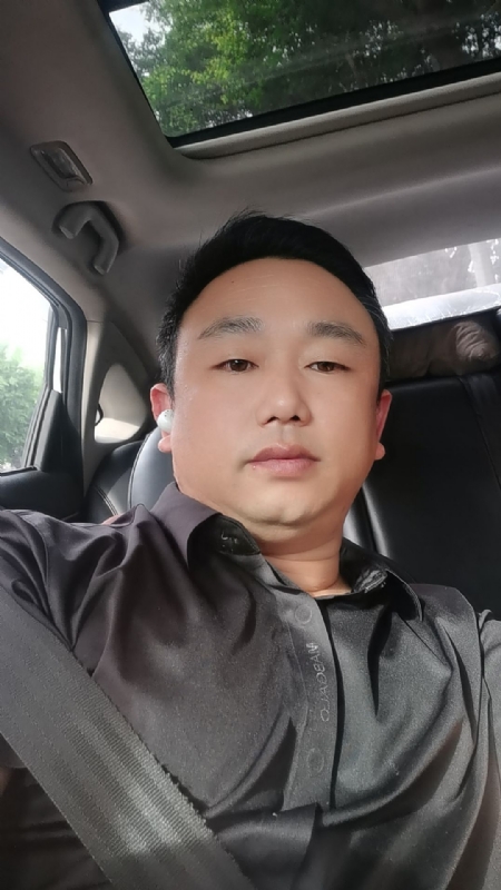 老烽的第一张照片--大连相亲服务中心