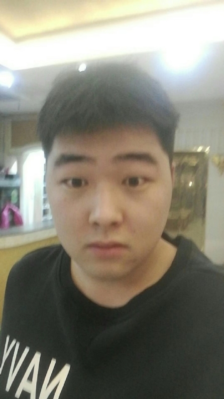 丹尼的第二张照片--大连相亲服务中心