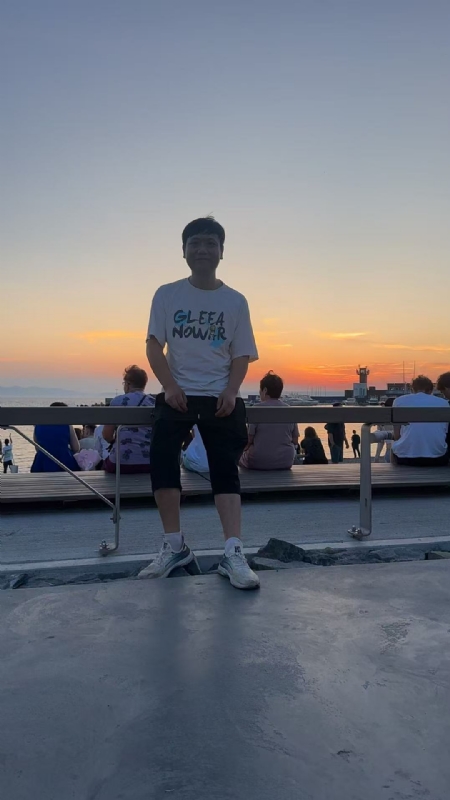 海上没有小龙虾的第二张照片--大连相亲服务中心