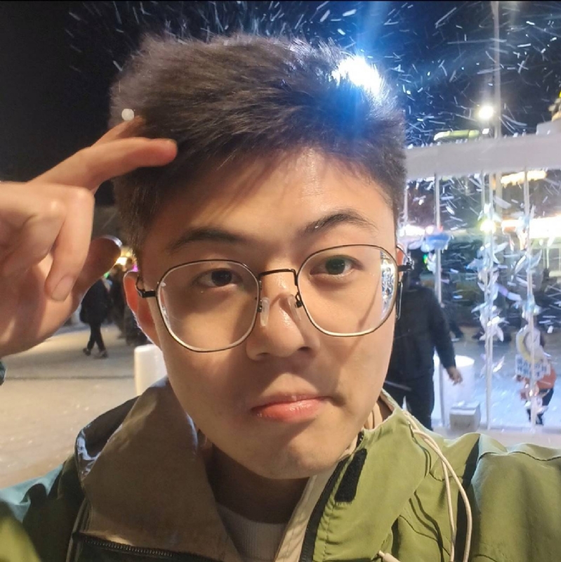 独揽星河的第四张照片--大连相亲服务中心