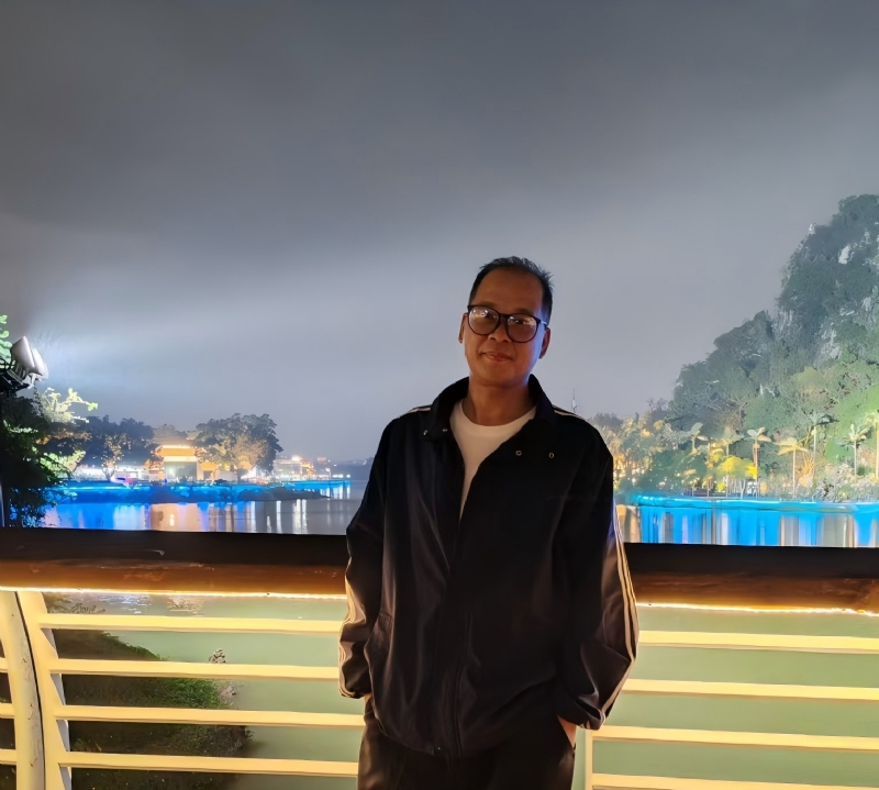 高山流云的第一张照片--大连相亲服务中心