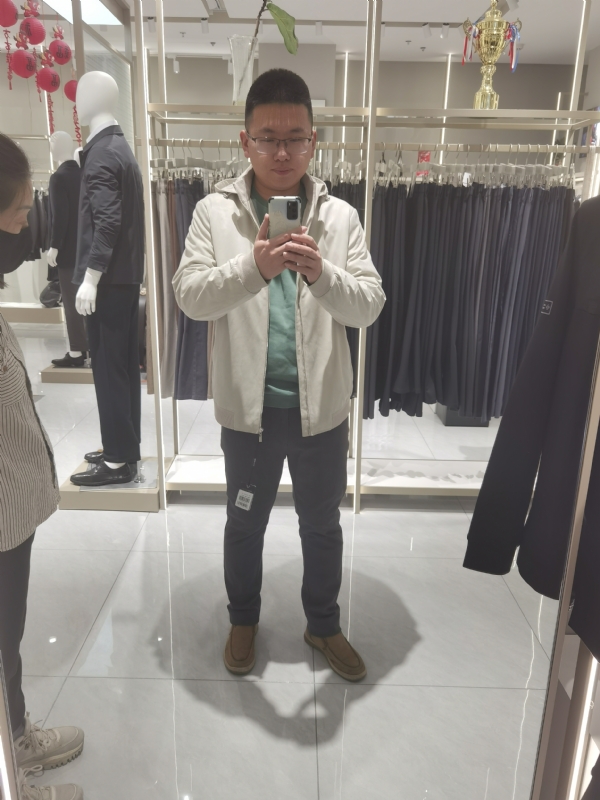 天天向上的第二张照片--大连相亲服务中心