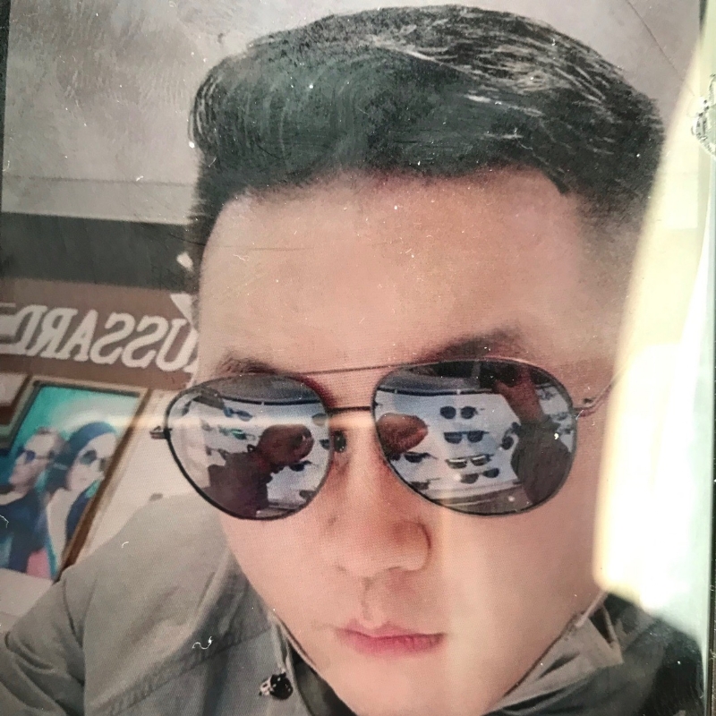 至尊宝的第一张照片--大连相亲服务中心