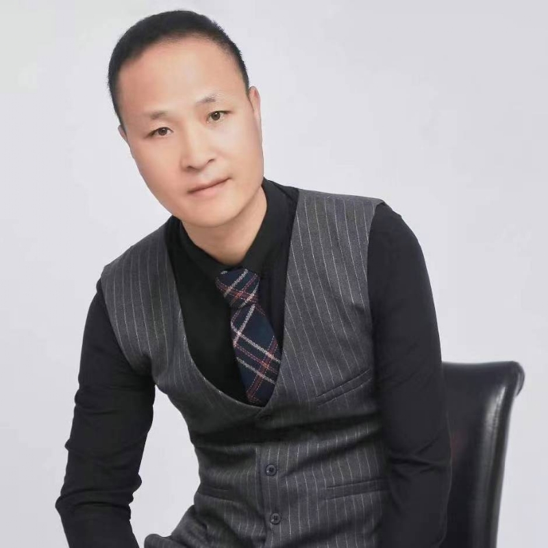 子昂的第四张照片--大连相亲服务中心