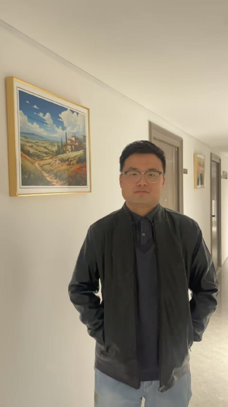 半瓶子的第三张照片--大连相亲服务中心