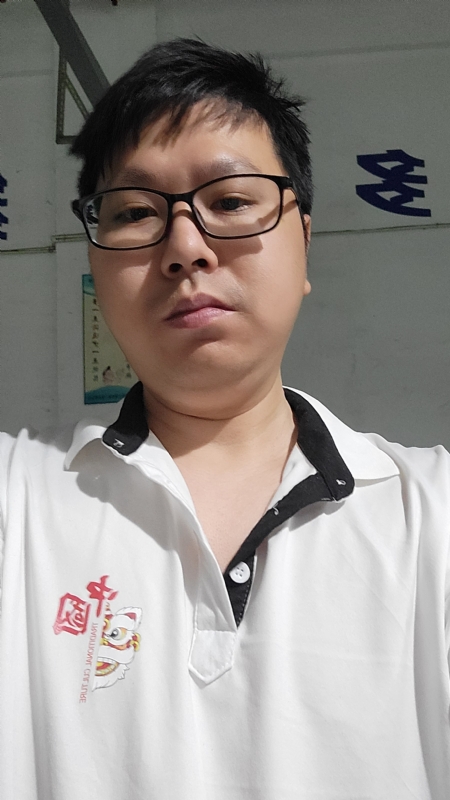 义星人的第一张照片--大连相亲服务中心