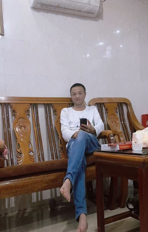 知年的第三张照片--大连相亲服务中心