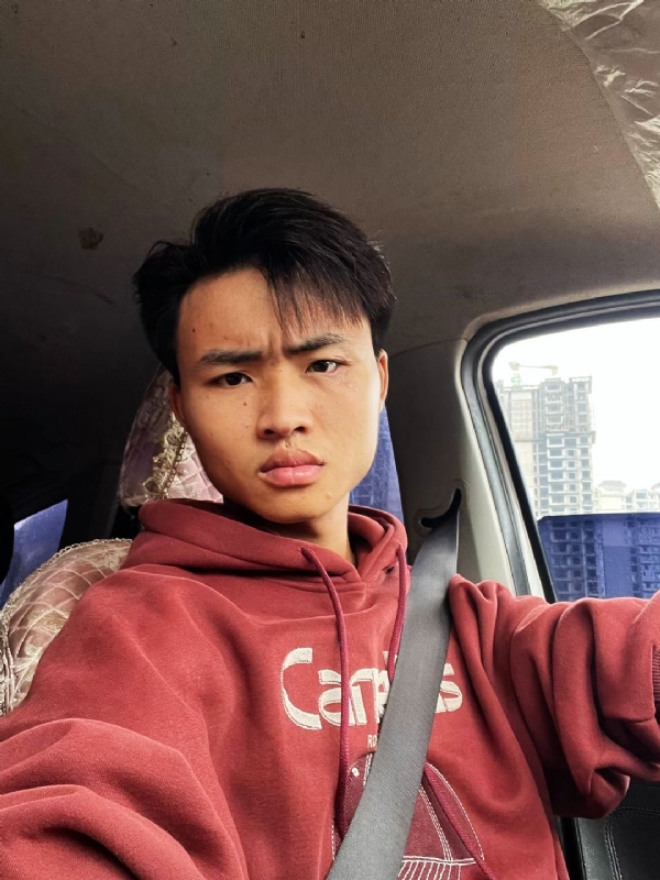 04单亲的第一张照片--大连相亲服务中心